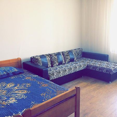Khan Shatyr Apartment Астана Экстерьер фото